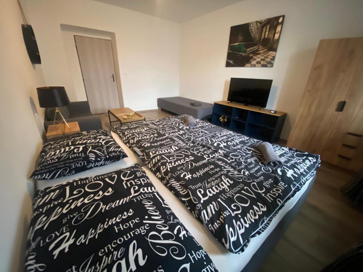 Cerna Ruze - Apartman 4 Pilzno Zewnętrze zdjęcie